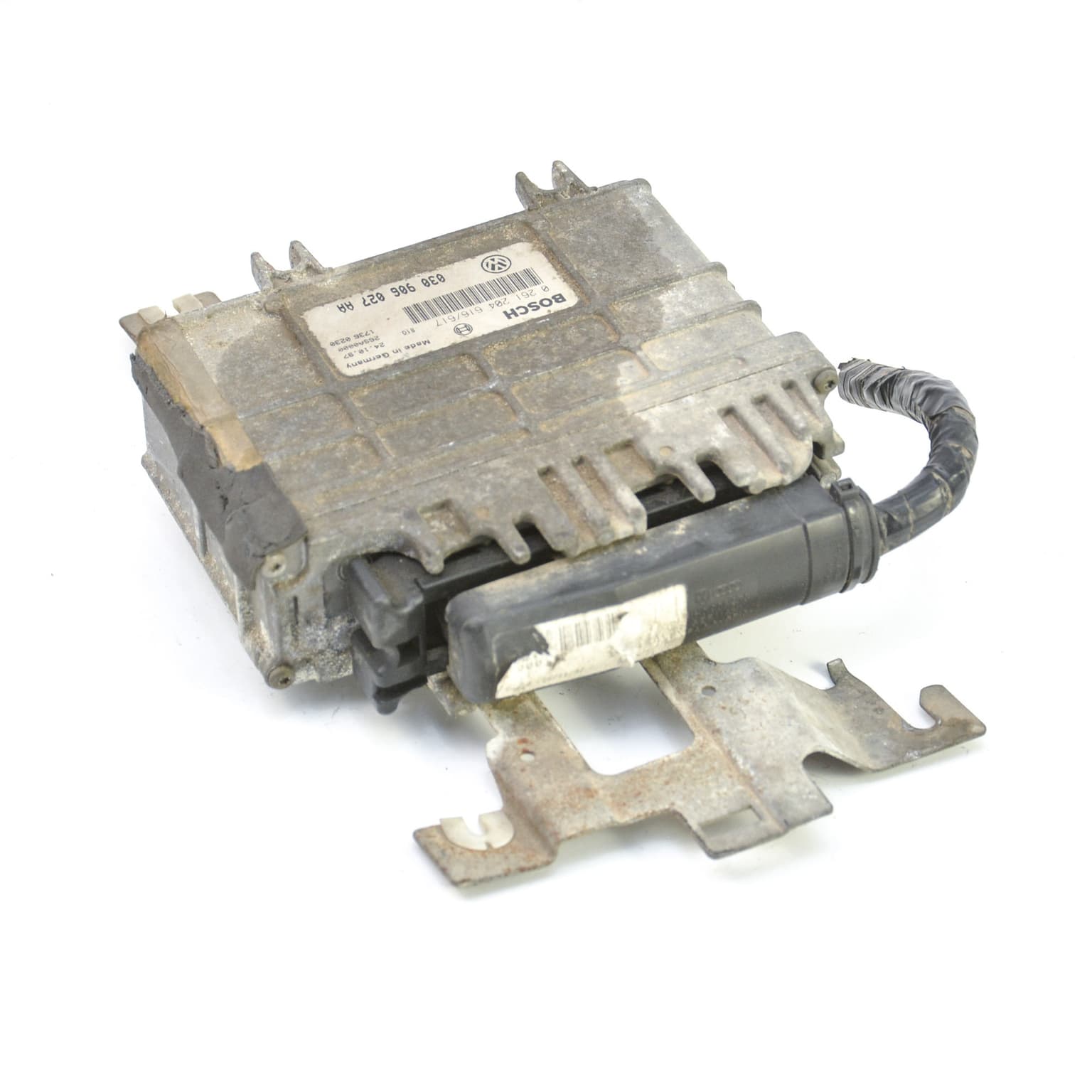 Engine control unit VW POLO (6N1) 1994–1999 030906027AA – 1