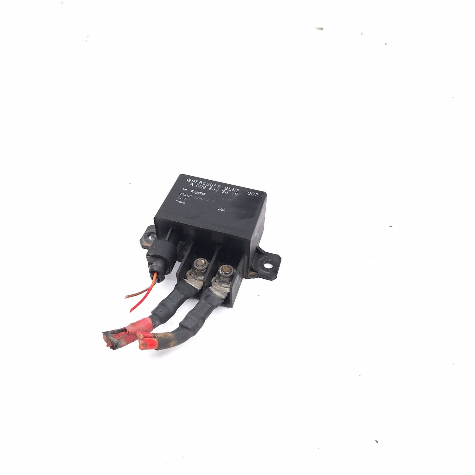 Relay Mercedes-Benz E-CLASS (W211) 2002–2009 E 200 Kompressor (211.041) M 271.956 A0025423819 – 1