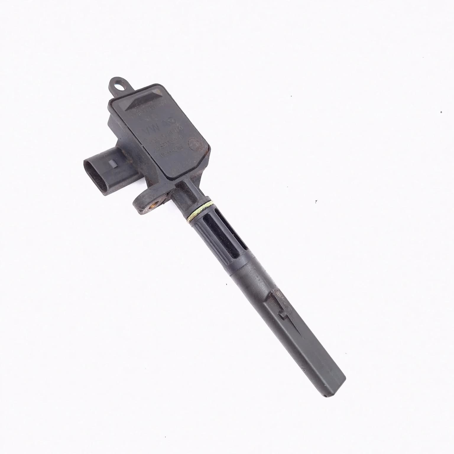 Oil level sensor VW POLO (9N, 9N3) 2002–2010 1.2 12V BZG 045907660D – 1