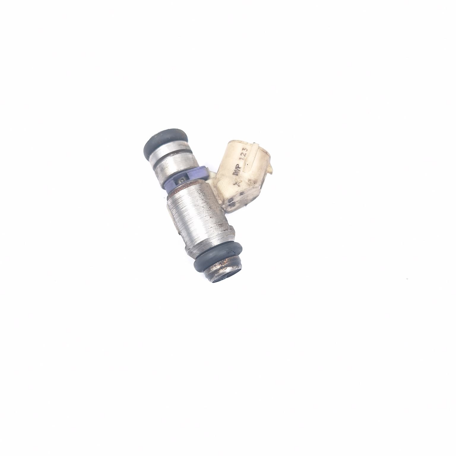 Fuel injector VW GOLF 4 1997–2004 1.6 16V BCB – 1