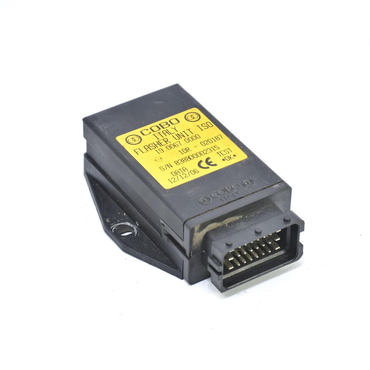 Control unit Isuzu Turquoise 2000–2022 1900670000 – 1