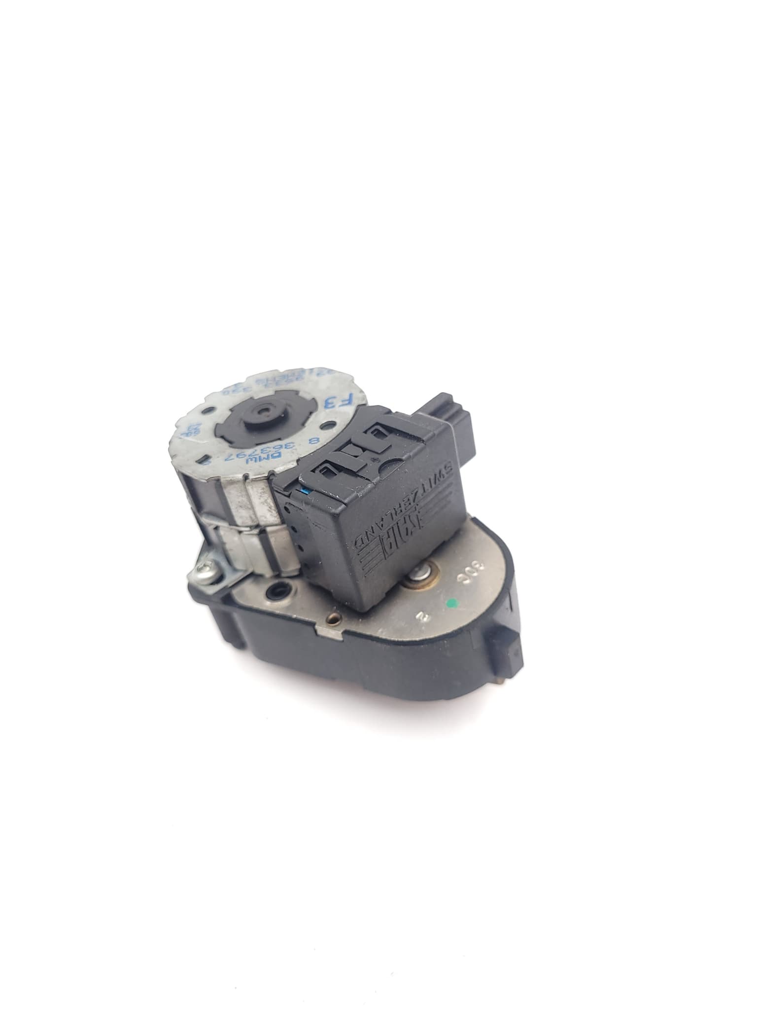 Electronic actuator BMW 5 (E39) 1995–2004 8363797 – 1