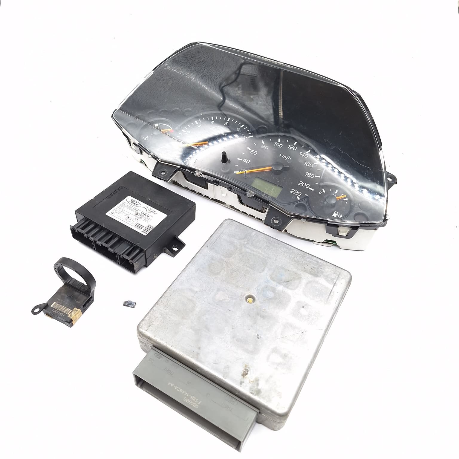 Control unit Ford FOCUS Mk 1 1998–2004 1.8 Turbo DI / TDDi C9DA 98AG15K600DD – 1