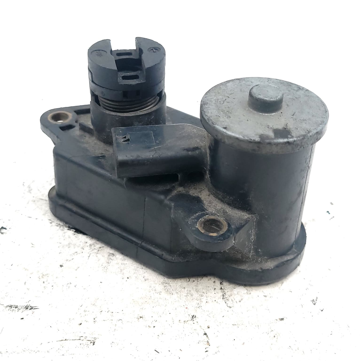 Electronic actuator Mercedes-Benz A-CLASS (W169) 2004–2012 A 180 CDI (169.007, 169.307) A6401500294 – 1