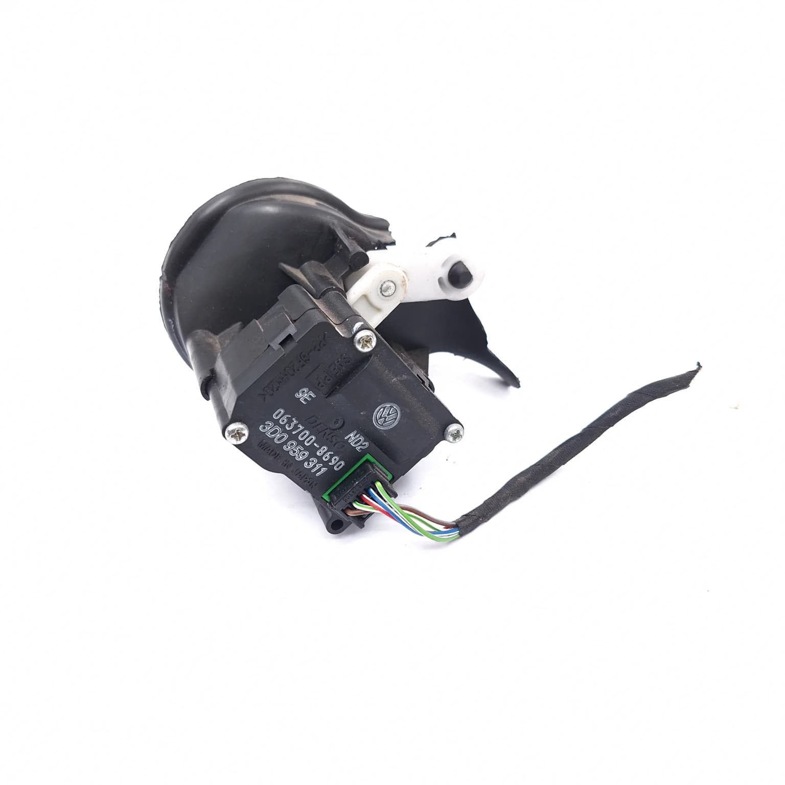 Electronic actuator VW PHAETON (3D) 2002–2016 3.0 V6 TDI 4motion CEXA 3D0959311 – 1