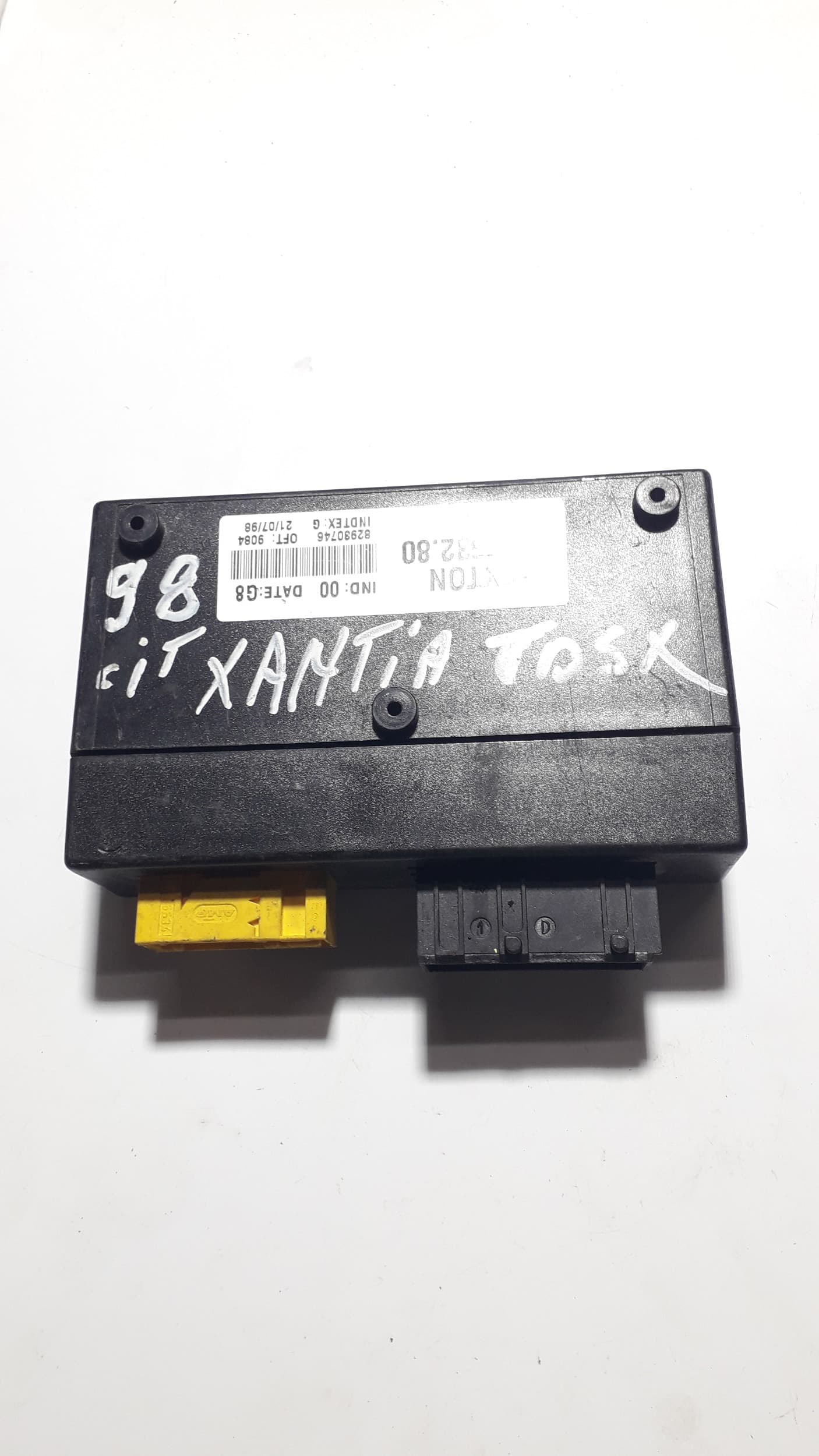 Comfort control module Citroen XANTIA (X2) 1998–2003 9627553280 – 1