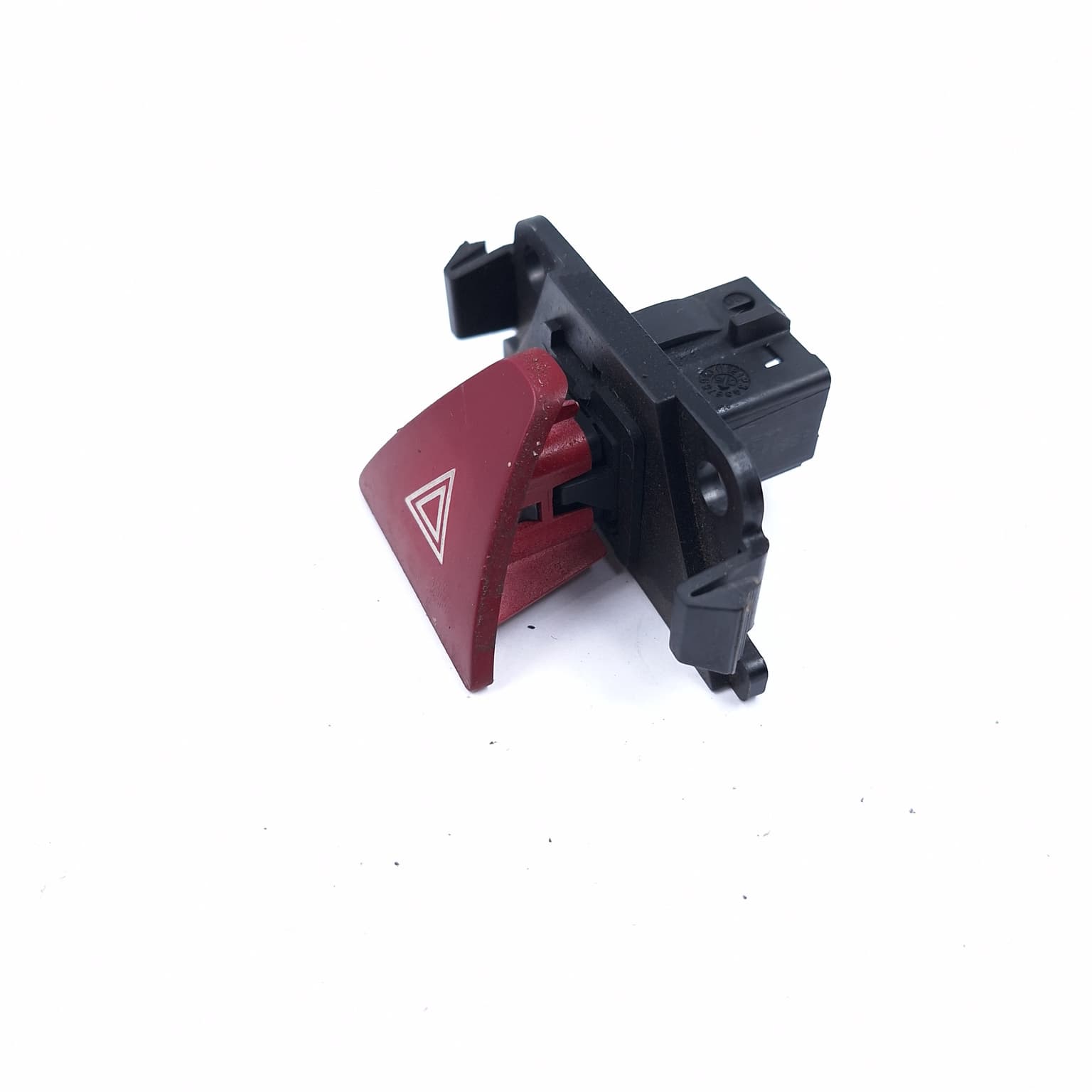 Hazard light switch Peugeot 307 2001–2008 1.6 NFU (TU5JP4) – 1