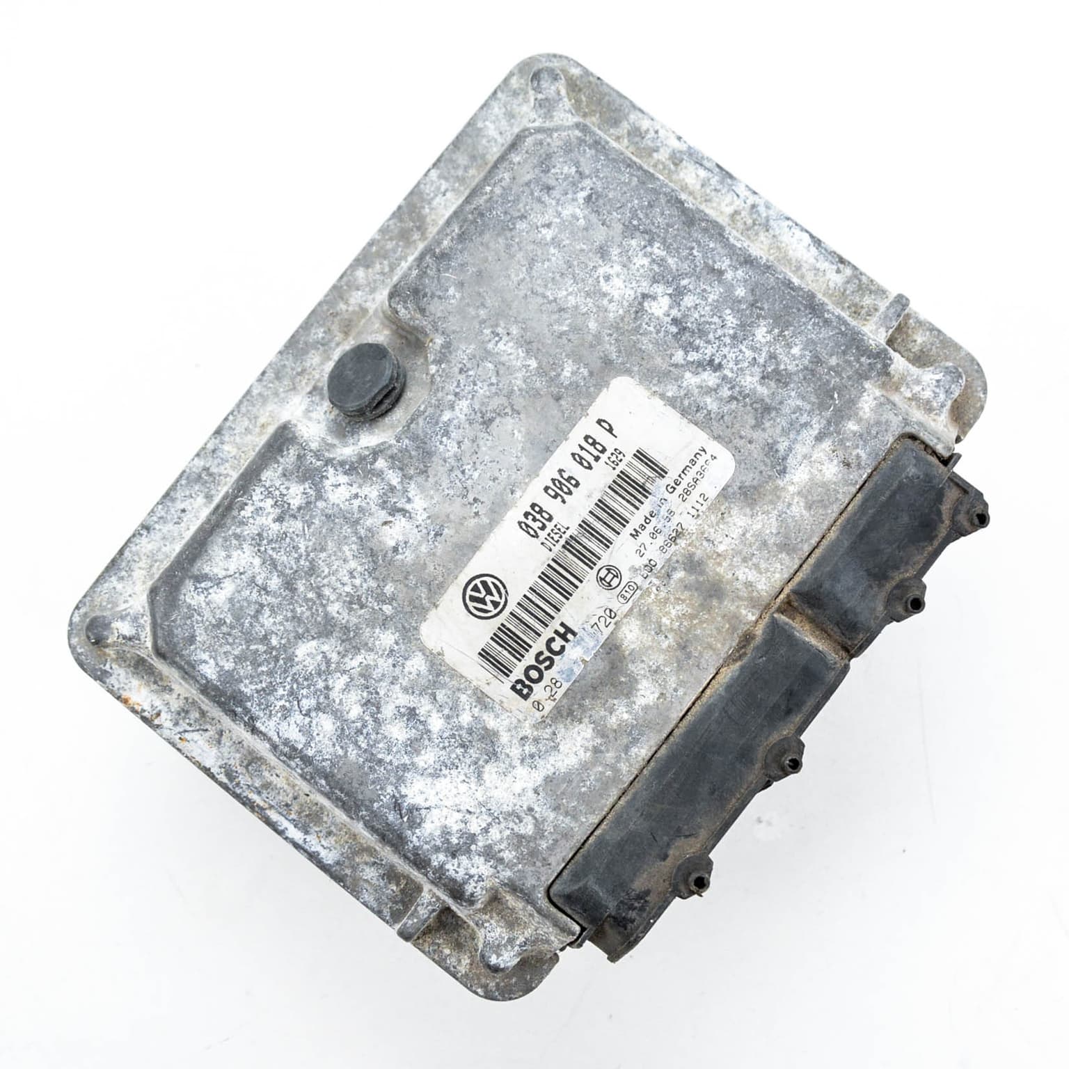 Engine control unit VW PASSAT B5, B5.5 1996–2005 038906018P – 1