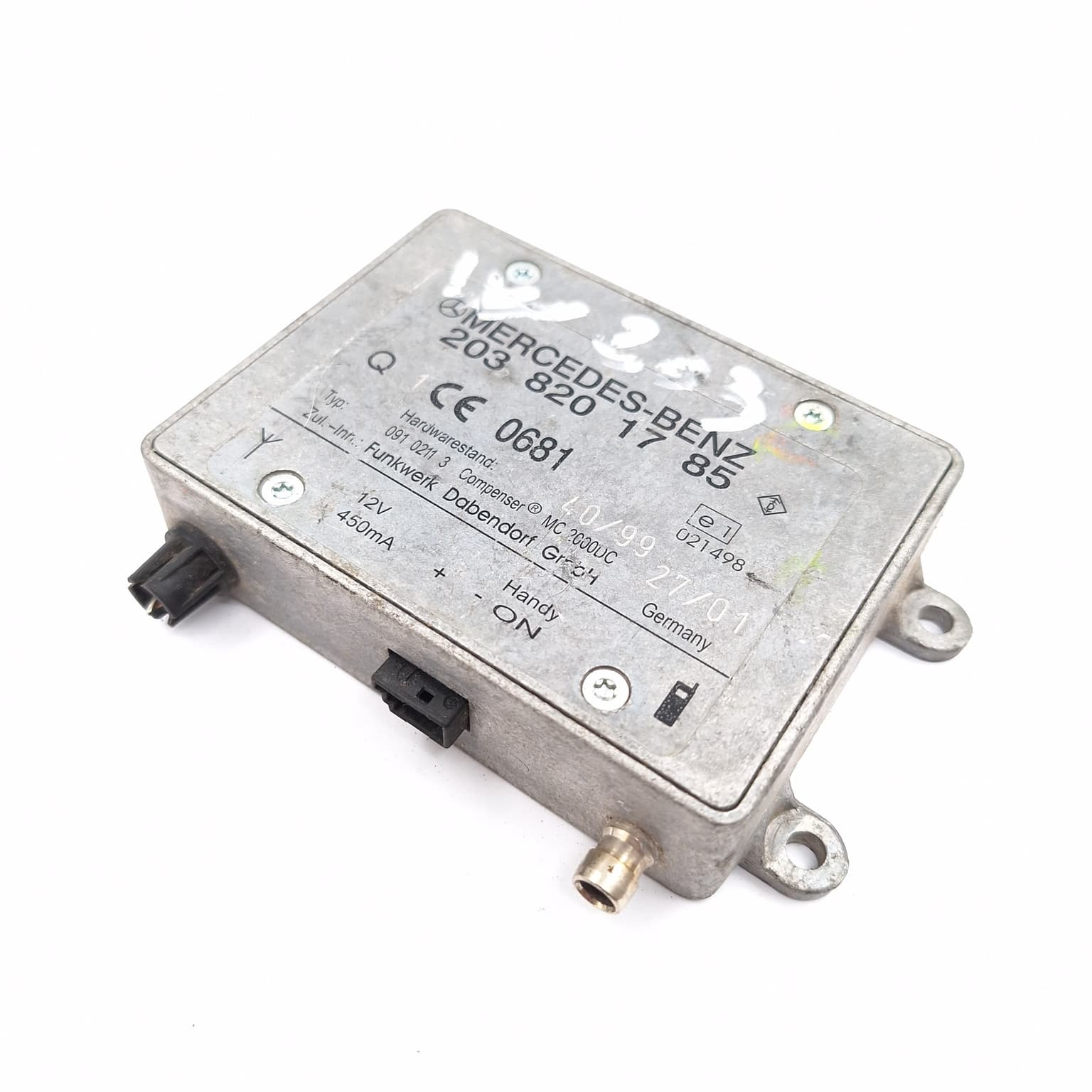 Control unit Mercedes-Benz C-CLASS (W204) 2007–2014 A2038201785 – 1