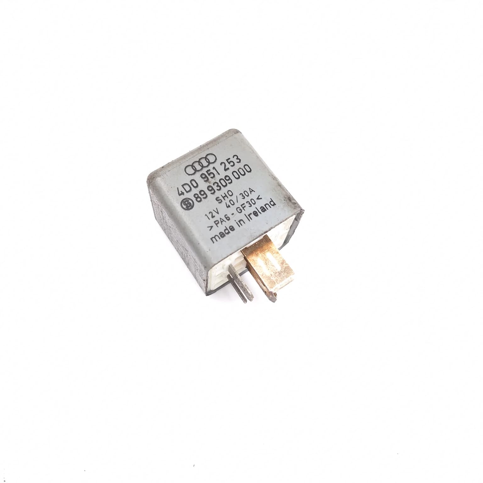 Relay Audi A4 B5 (8D) 1994–2001 4D0951253 – 1