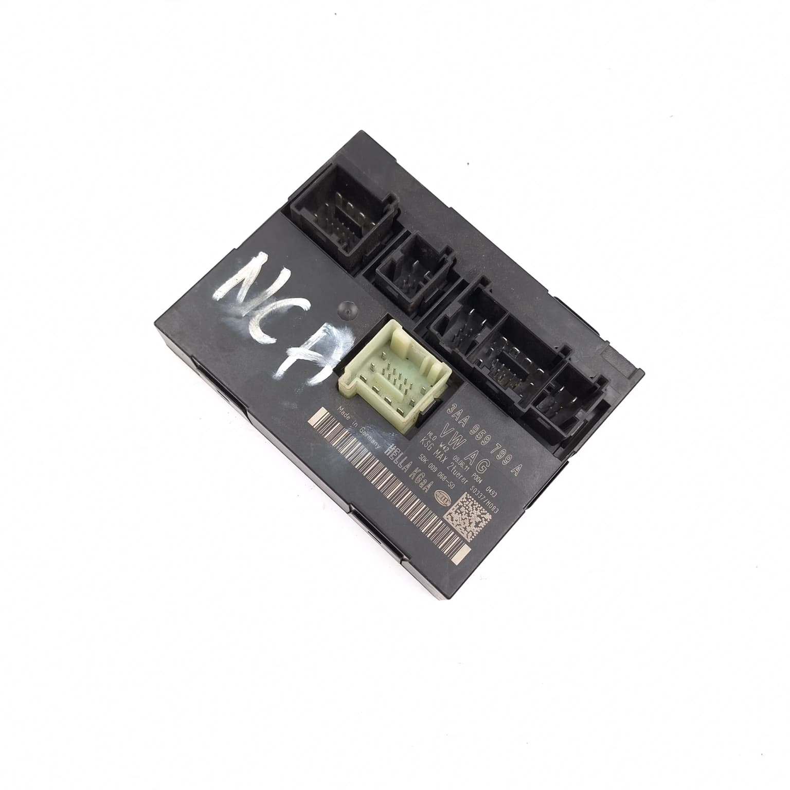 Comfort control module VW PASSAT B7 2010–2014 2.0 TDI CFGB 3AA959799A – 1