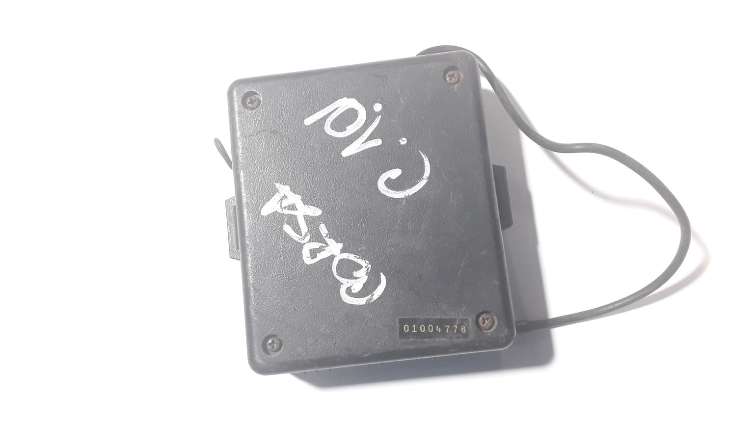 Control unit Opel CORSA C 2000–2006 01004778 – 1