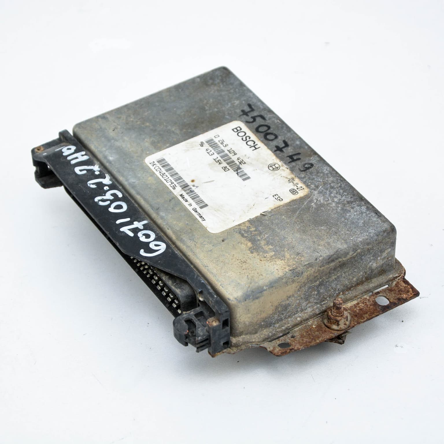 Engine control unit Peugeot 607 (9D, 9U) 1999–2010 9641315480 – 1