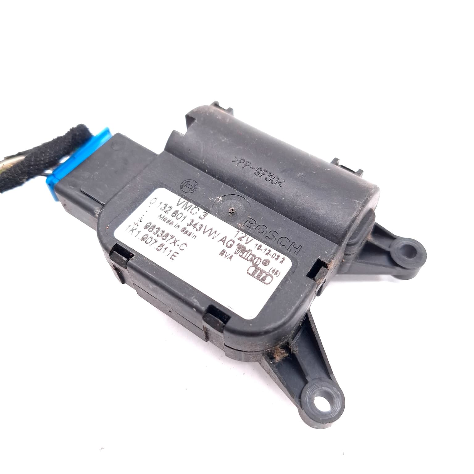 Electronic actuator VW GOLF PLUS (5M) 2005–2013 0132801343 – 1