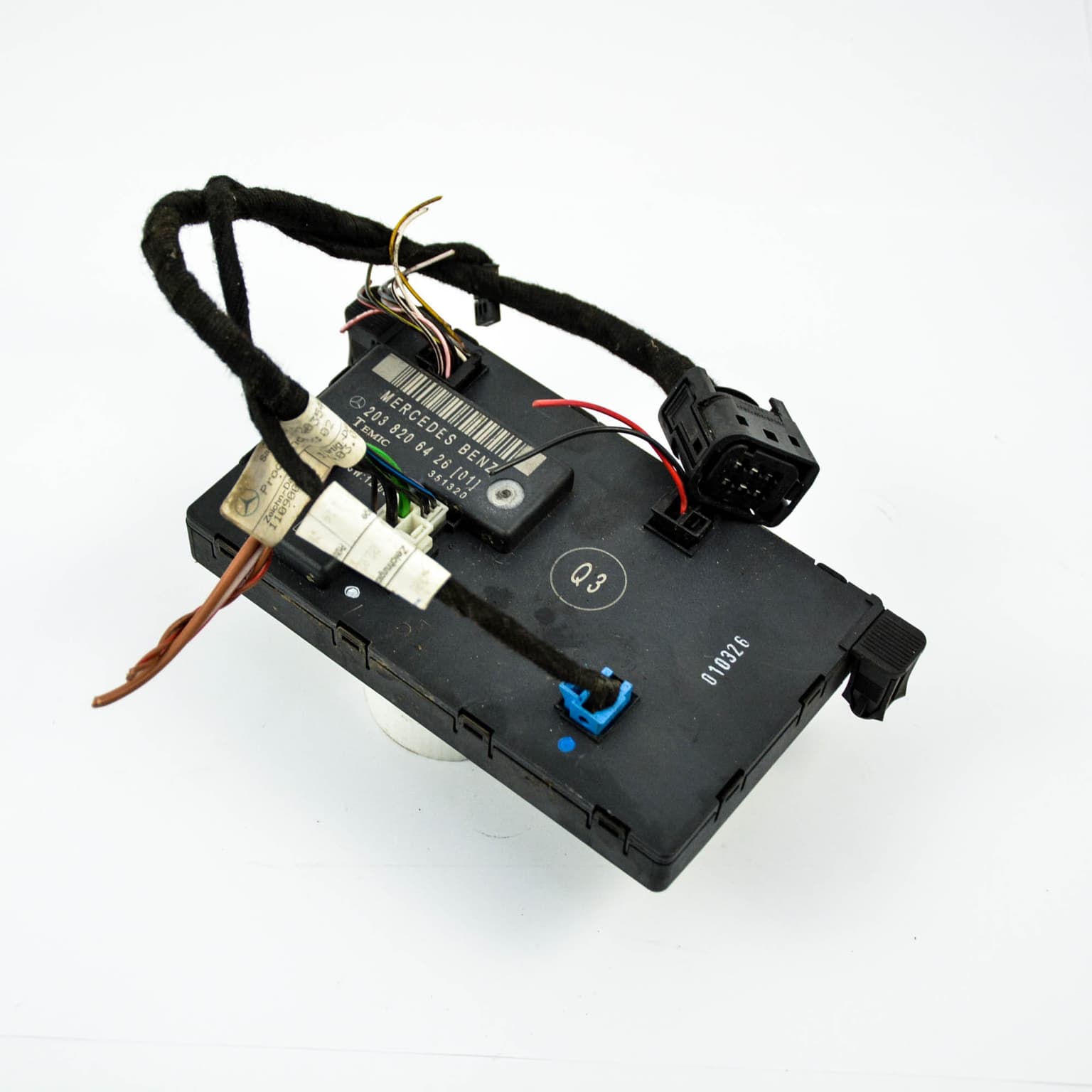 Calculateur Mercedes-Benz C-CLASS (W203) 2000–2007 2038206426 – 1