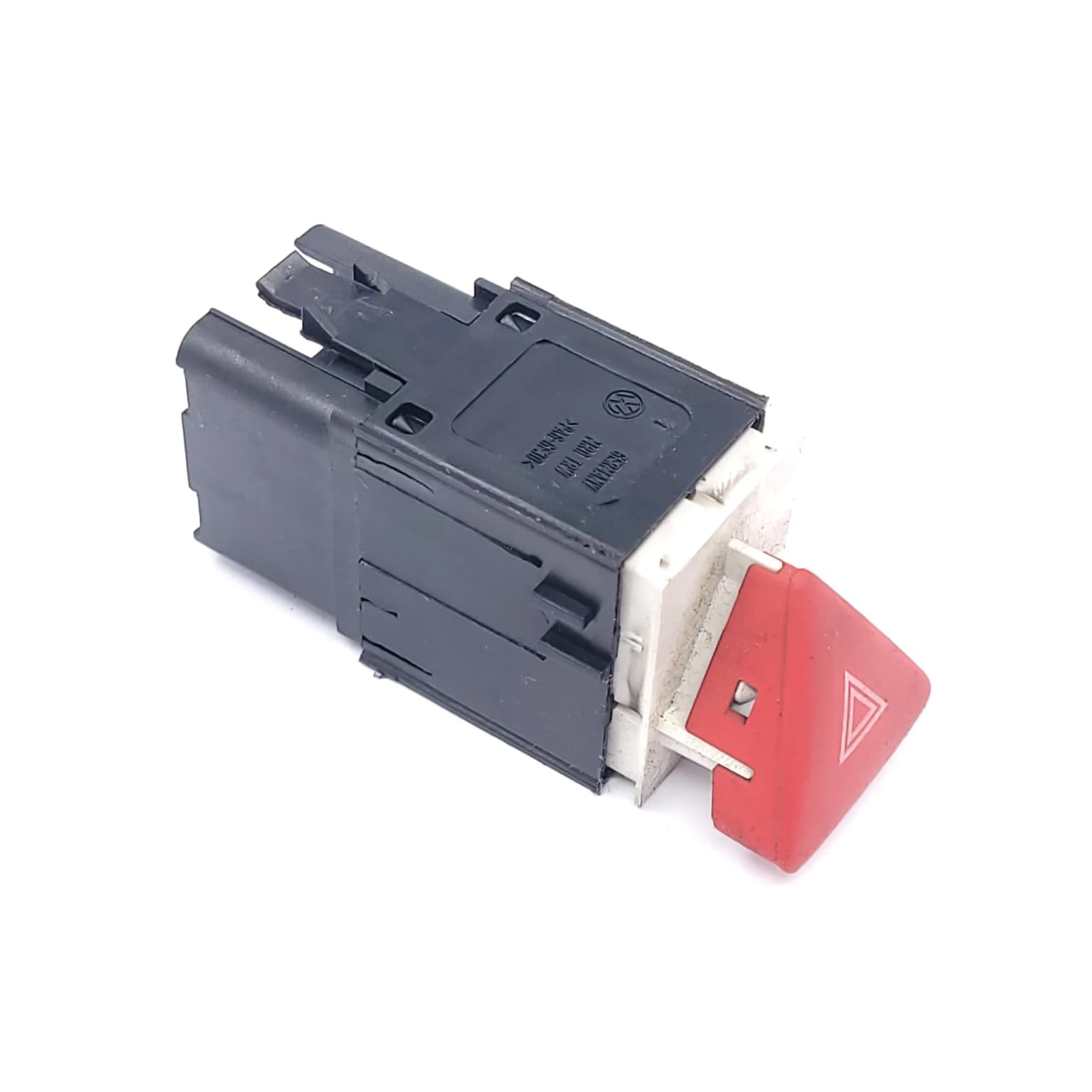Hazard light switch VW PASSAT B6 2005–2010 2.0 TDI BMR 3C0953509A – 1
