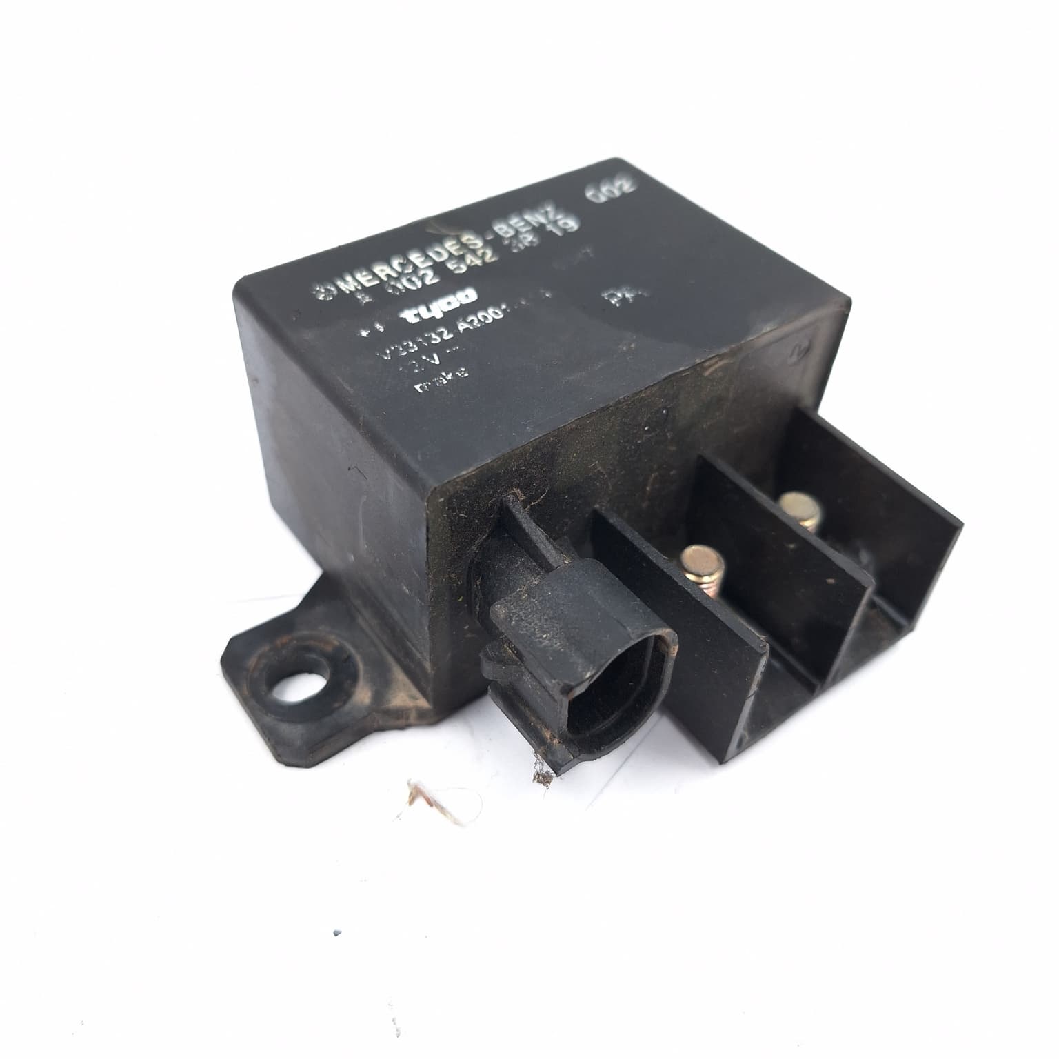 Relay Mercedes-Benz E-CLASS (W211) 2002–2009 A0025423819 – 1