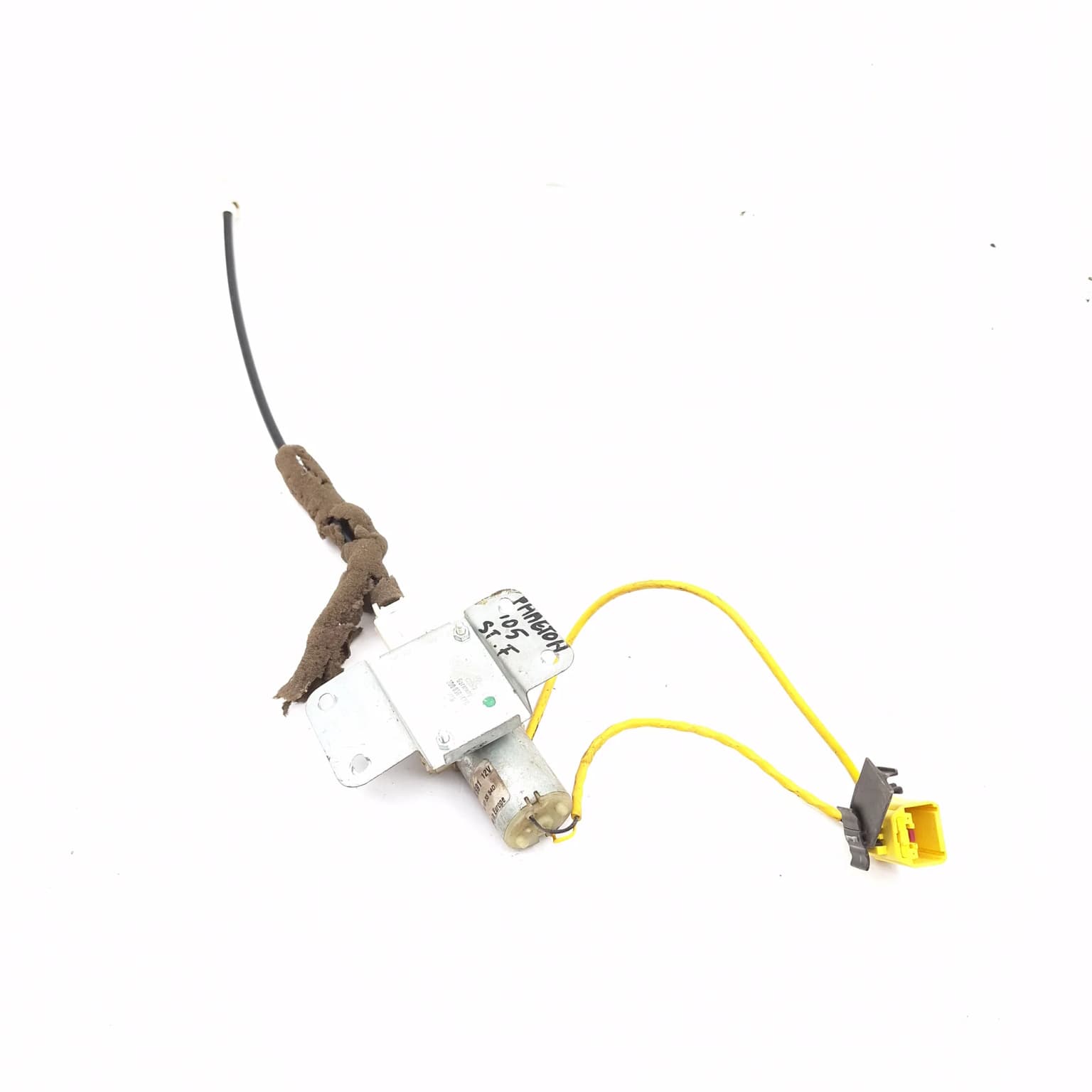 Electronic actuator VW PHAETON (3D) 2002–2016 560973354D – 1