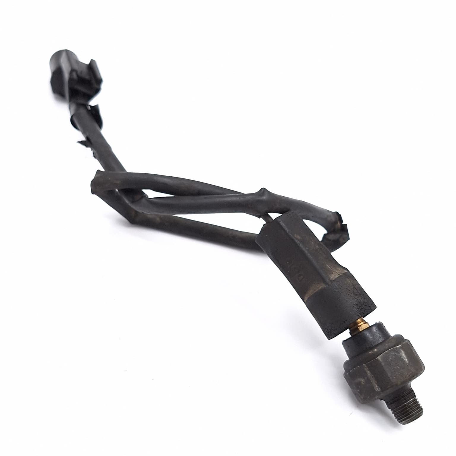 Oil pressure sensor Hyundai SANTA FE 1 (SM) 2000–2006 2.0 CRDi 4x4 D4EA – 1