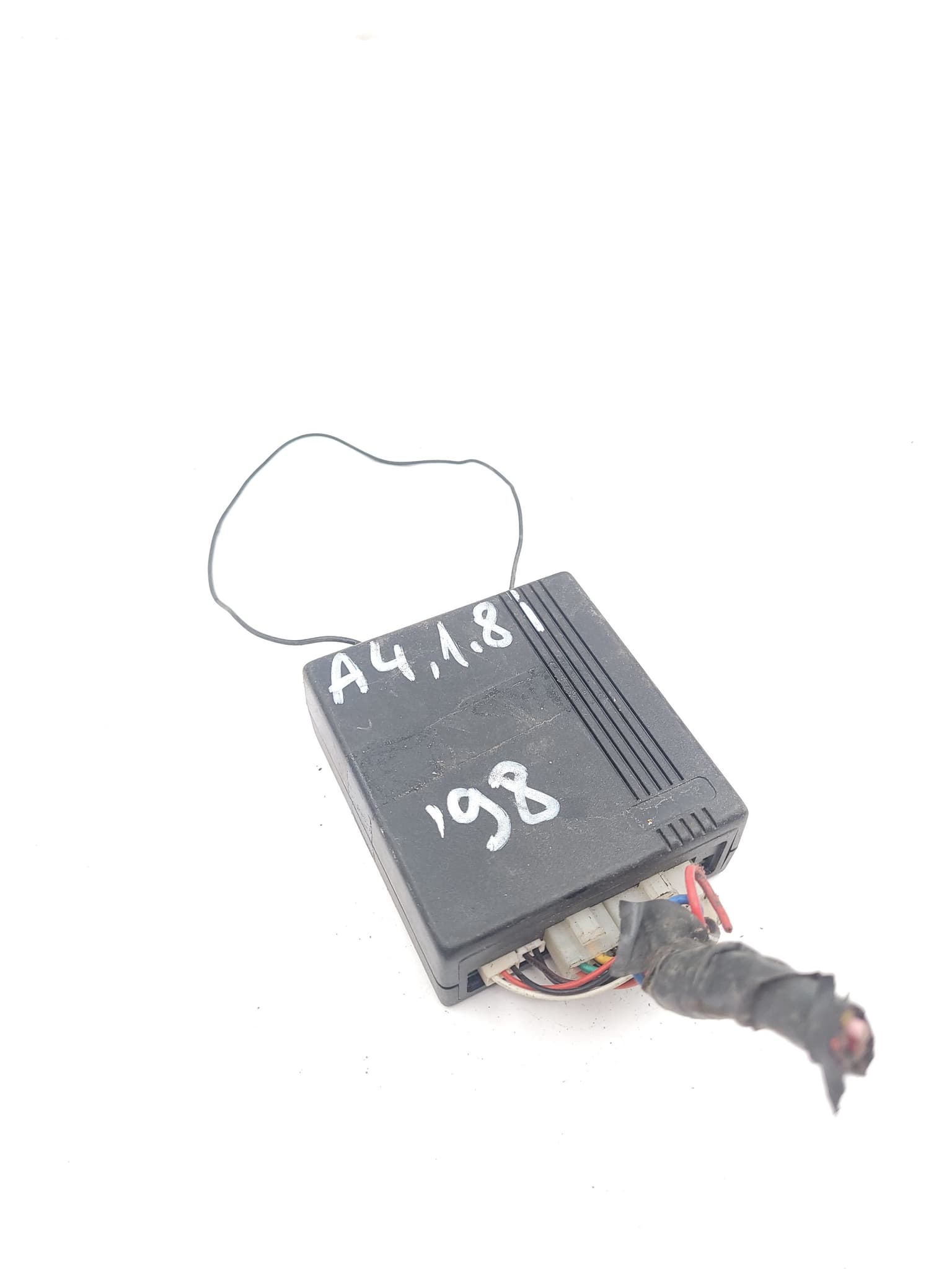 Calculateur Audi A4 B5 (8D) 1994–2001 07Y03174 – 1