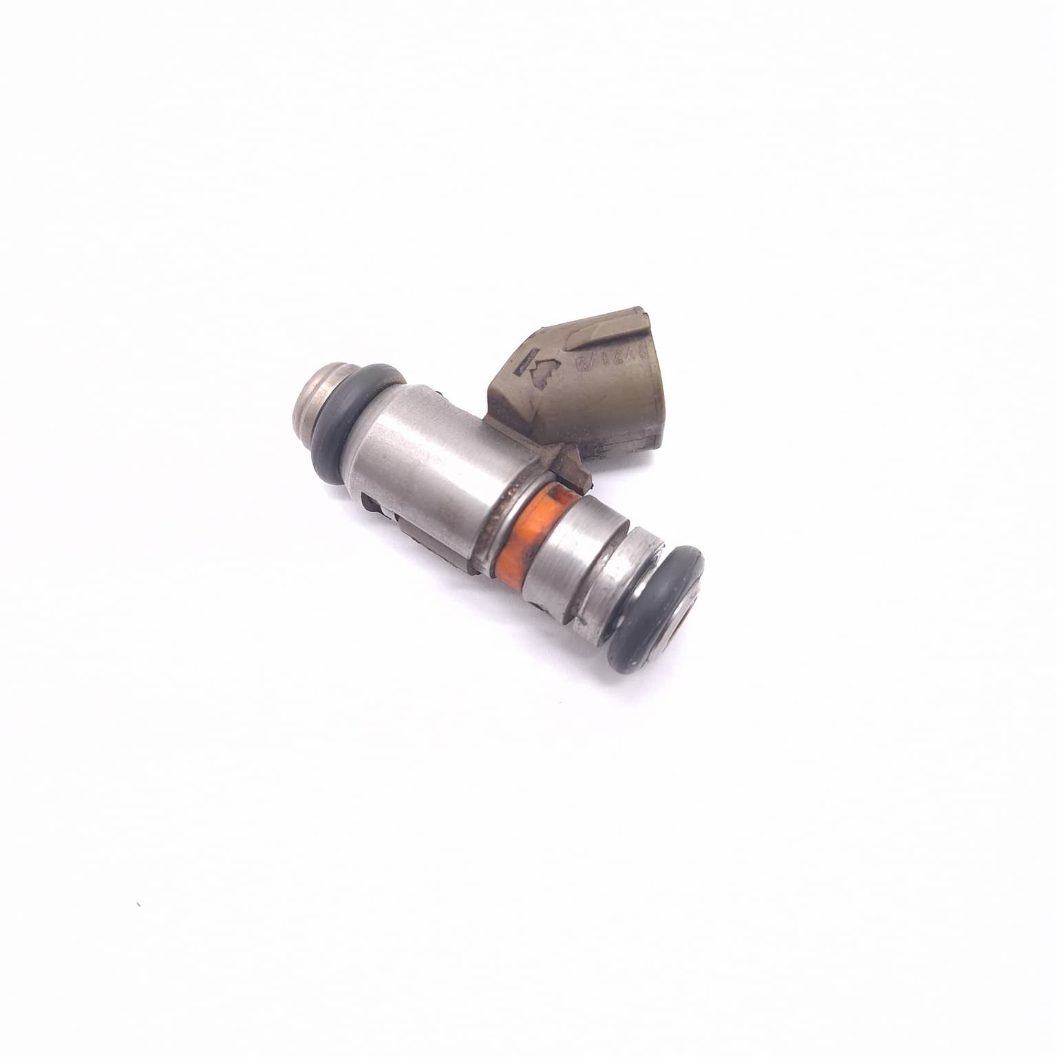 Fuel injector VW GOLF 4 1997–2004 1.4 16V AXP 036031C – 1