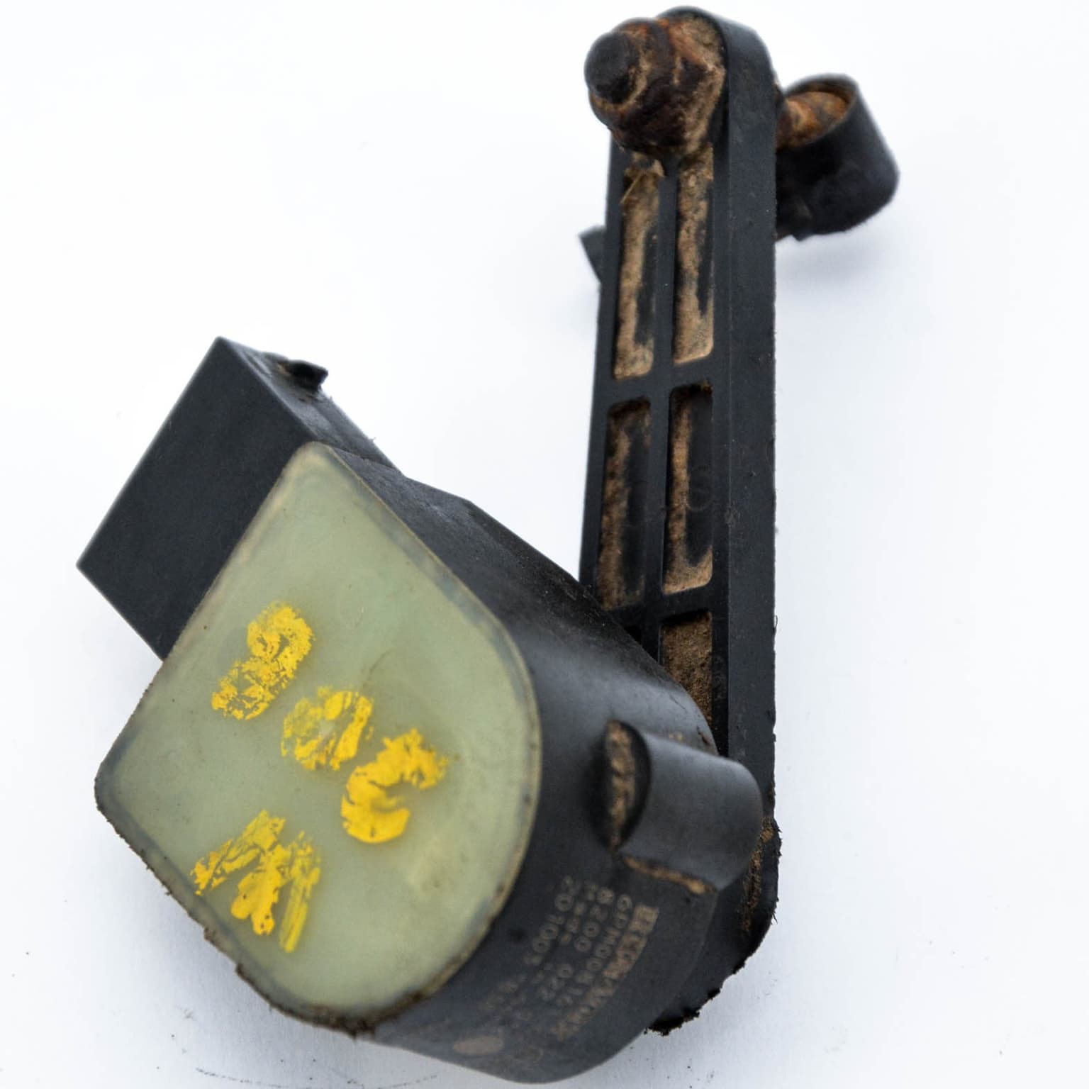 Suspension height sensor Renault ESPACE Mk 4 2002–2014 8200022012 – 1