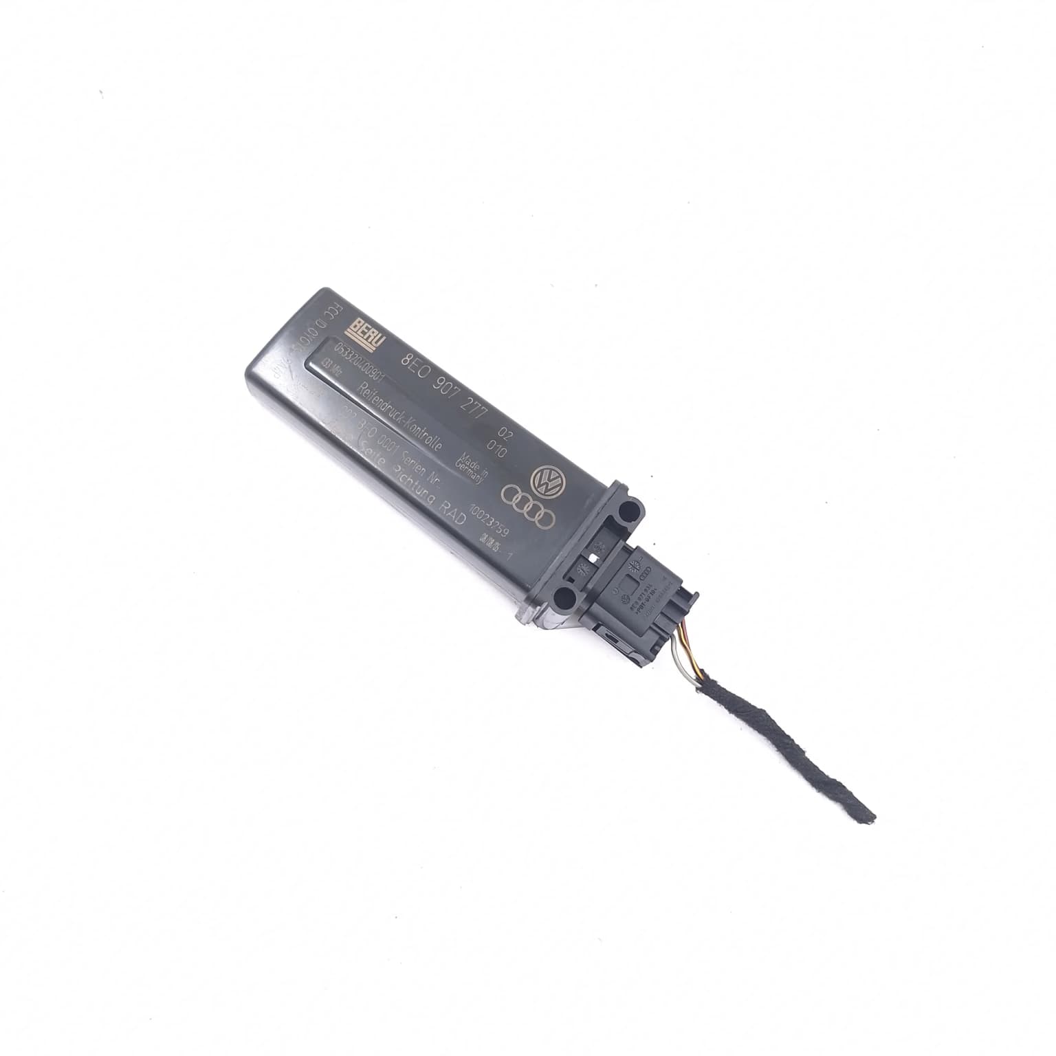 Tire pressure sensor Audi A6 (4F, C6) 2004–2011 3.0 TDI quattro BMK 8E0907277 – 1