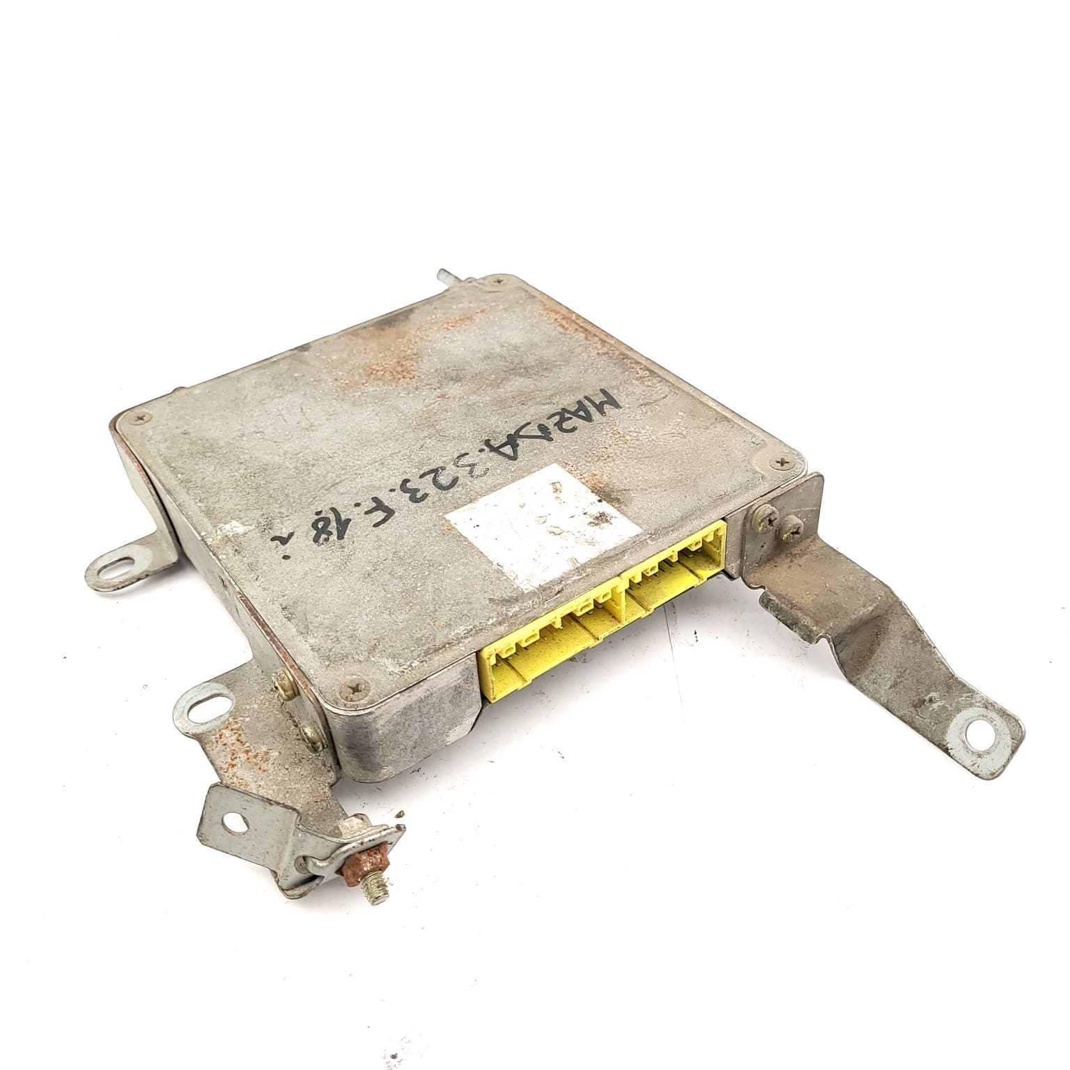 Engine control unit Mazda 323 F Mk 5 (BA) 1994–1998 1.8 16V – 1