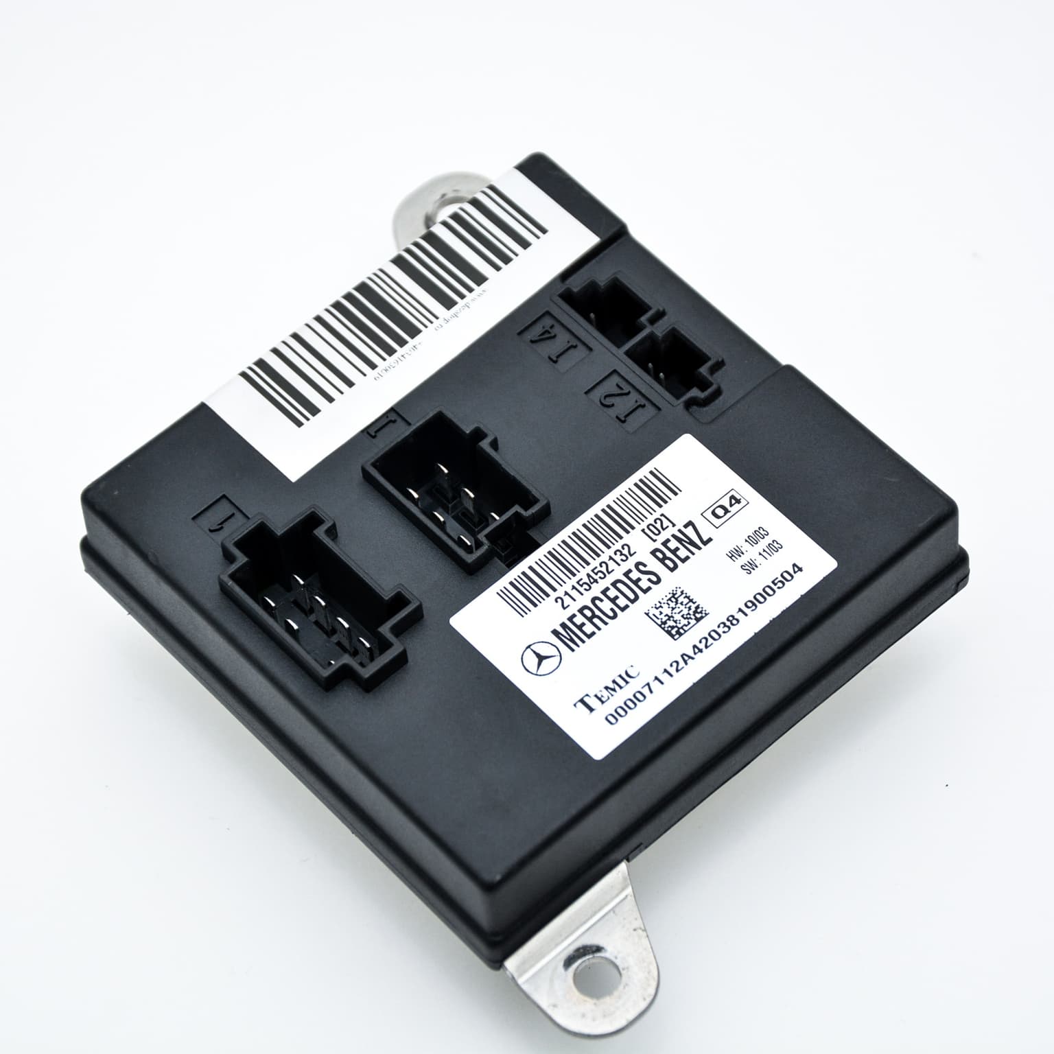 Control unit Mercedes-Benz E-CLASS (W211) 2002–2009 2115452132 – 1