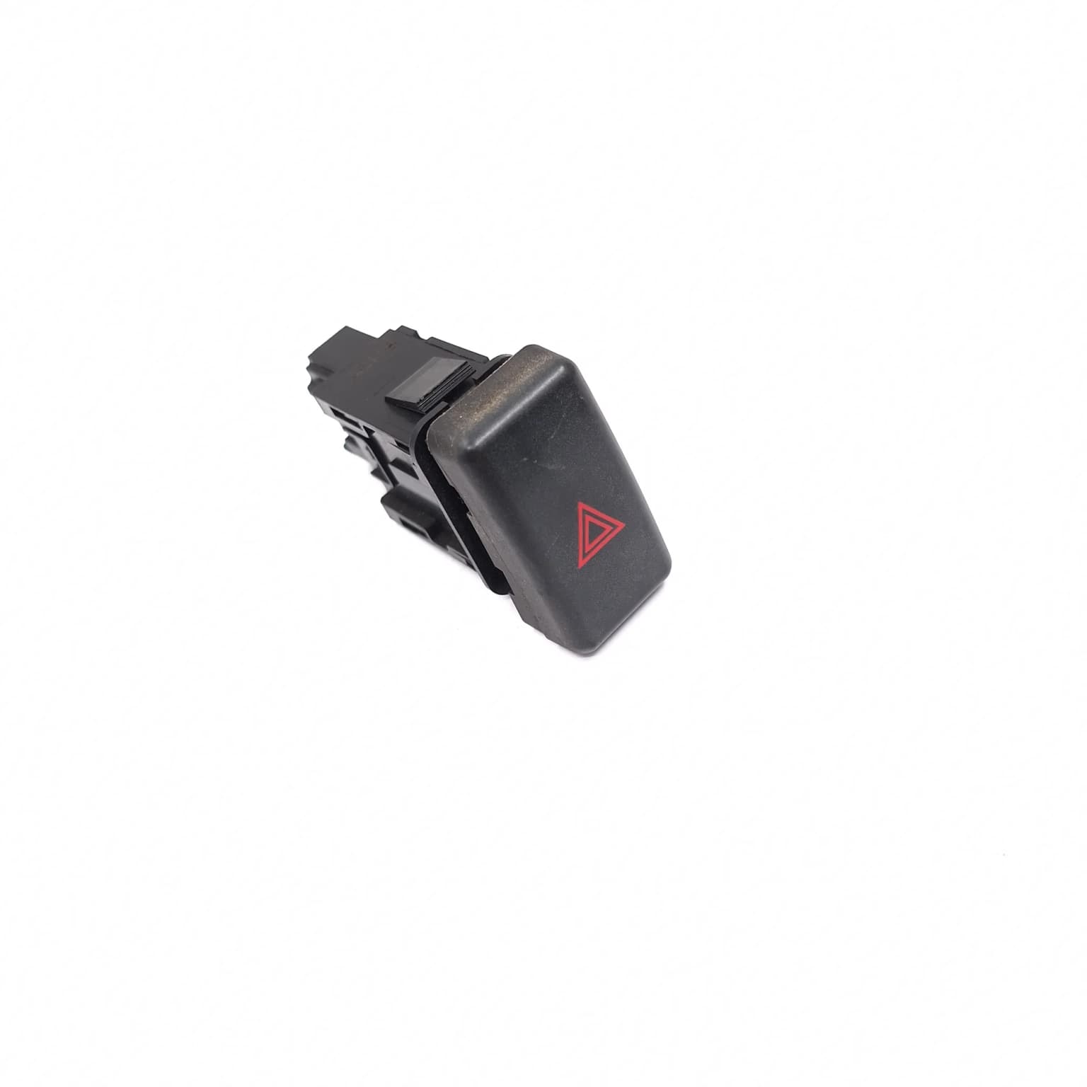 Hazard light switch Mazda 3 (BK) 2003–2009 1.6 MZ-CD Y406 03750330 – 1