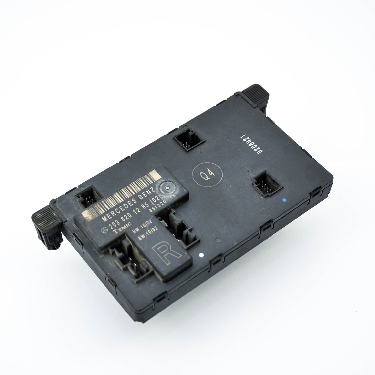 Control unit Mercedes-Benz C-CLASS (W203) 2000–2007 2038201285 – 1