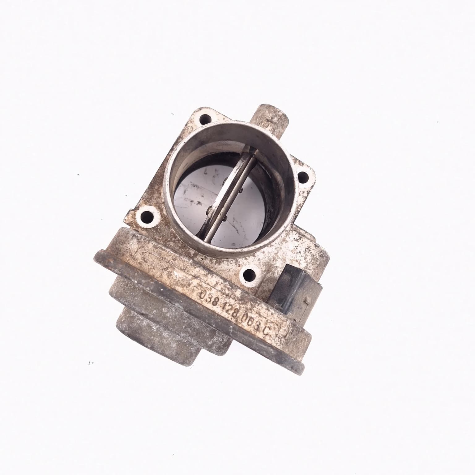 Throttle valve VW GOLF 5 2003–2009 2.0 SDI 038128063C – 1