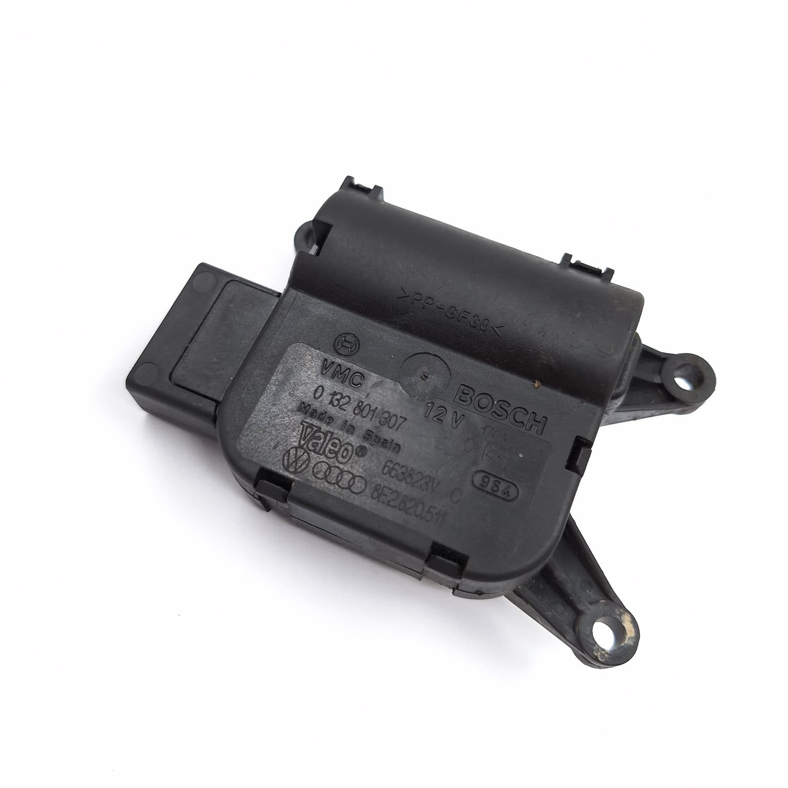 Control unit Audi A4 B6 (8E) 2000–2004 8E2820511 – 1