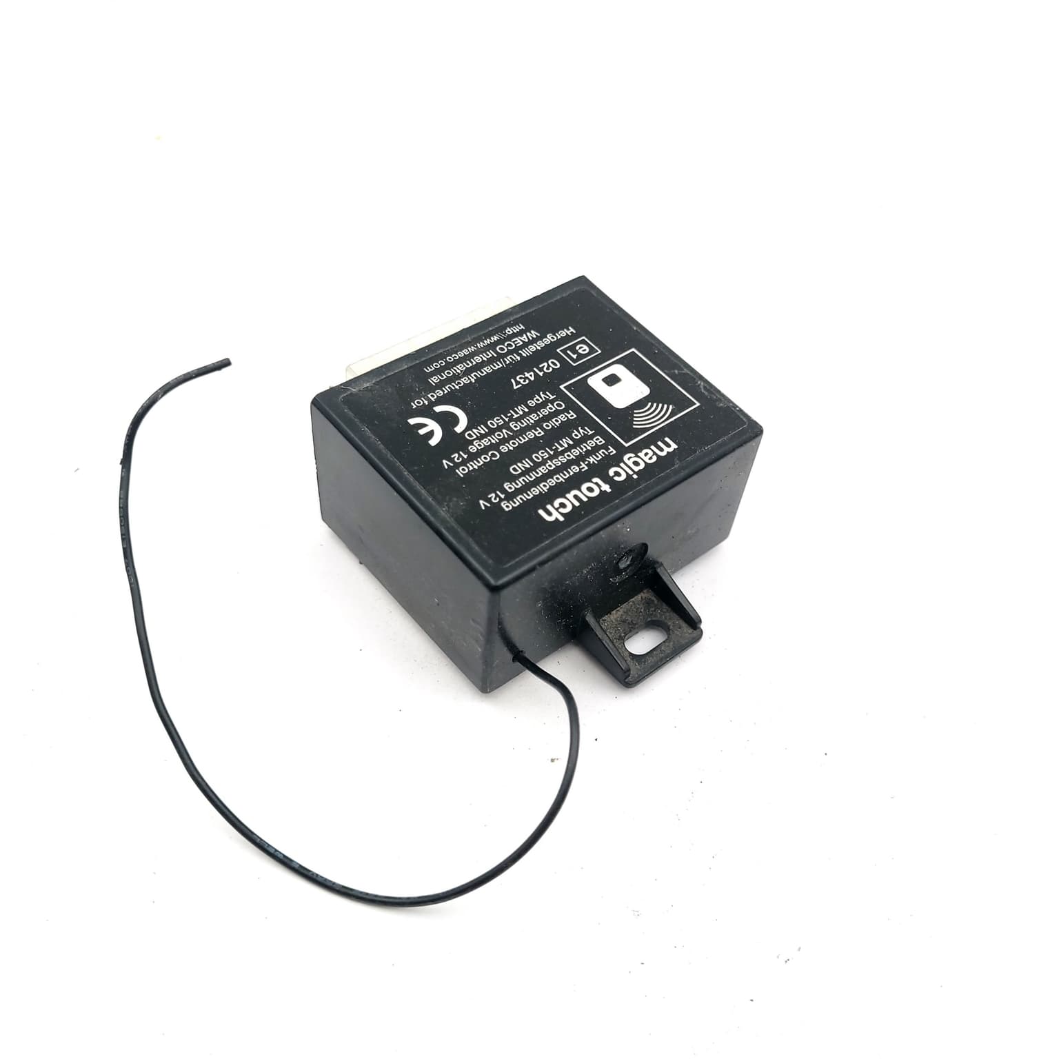 Calculateur VW BORA (1J) 1998–2005 E1021437 – 1