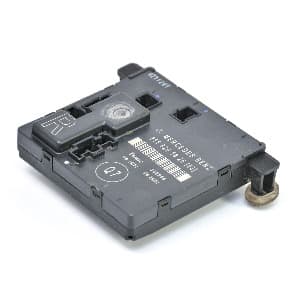 Calculateur de confort Mercedes-Benz E-CLASS (W211) 2002–2009 2118201626