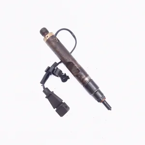 Fuel injector VW GOLF 4 1997–2004 1.9 TDI 028130202Q
