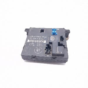 Calculateur Mercedes-Benz E-CLASS (W211) 2002–2009 2118201526