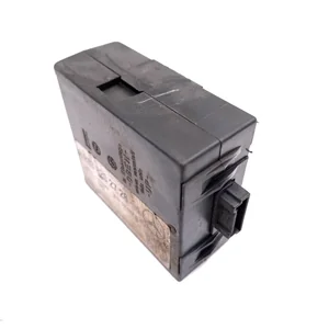 Calculateur Mercedes-Benz C-CLASS (W203) 2000–2007 A2038202726